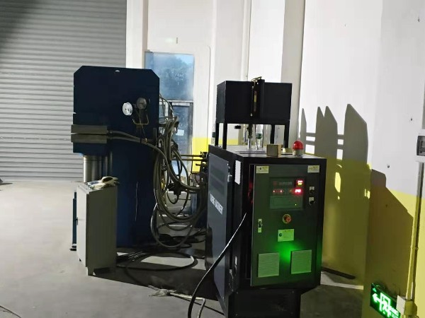 模溫機的壓力可以調節的么