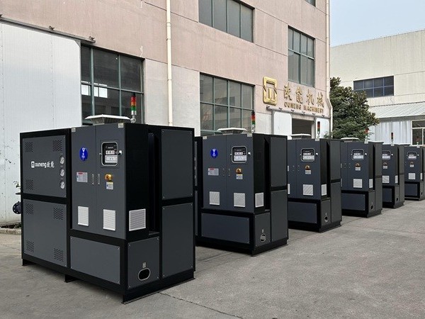瀝青攪拌站用電導熱油爐有哪些優勢？