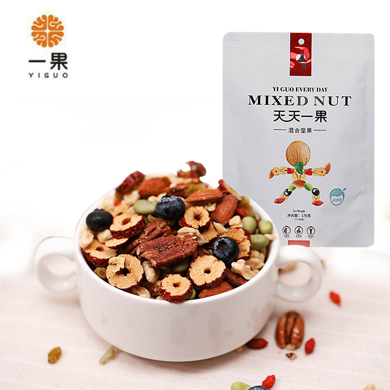 Yiguo mix-nuts