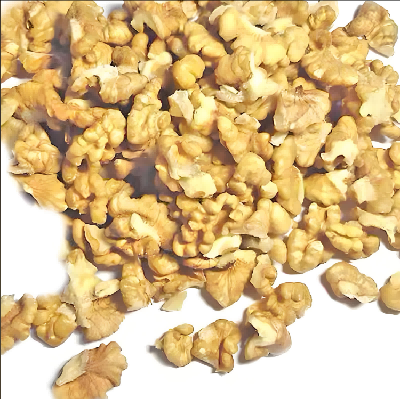 Walnut kernels